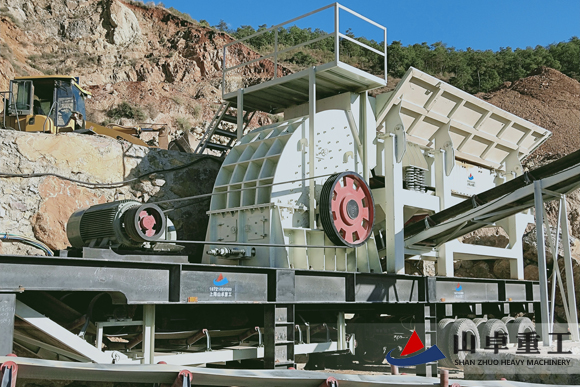 輪胎式移動(dòng)破碎站